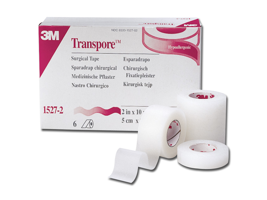 banda adeziva din plastic fara latex, hipoalergenica, transparenta si perforata transpore 3m h 25 mm x 9.14 m